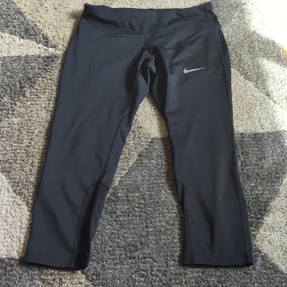 Nike Dri-Fit Small Black Power Epic Run Crop Leggings 831631-010 - Picture 2 of 11